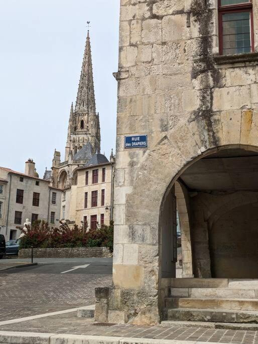 L'Arcade De Fontenay Exteriör bild